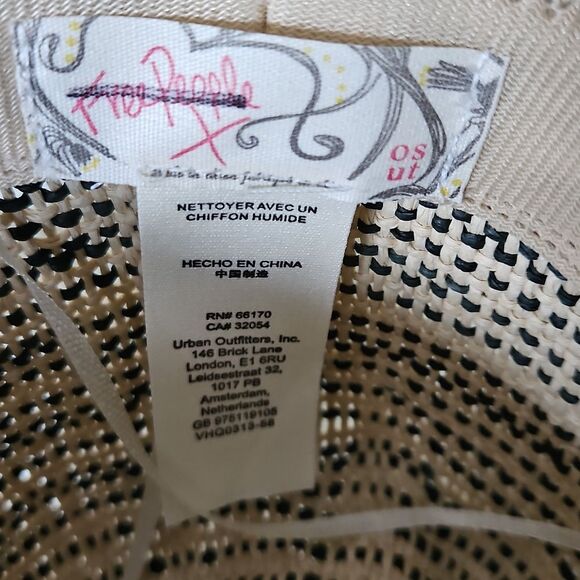 New Free People Soft Spoken Packable Hat - Picture 3 of 7